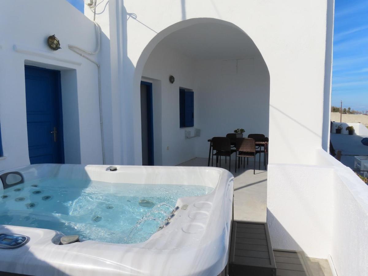 Villa Solasta #1 With Jacuzzi In Santorini Akrotírion Eksteriør billede