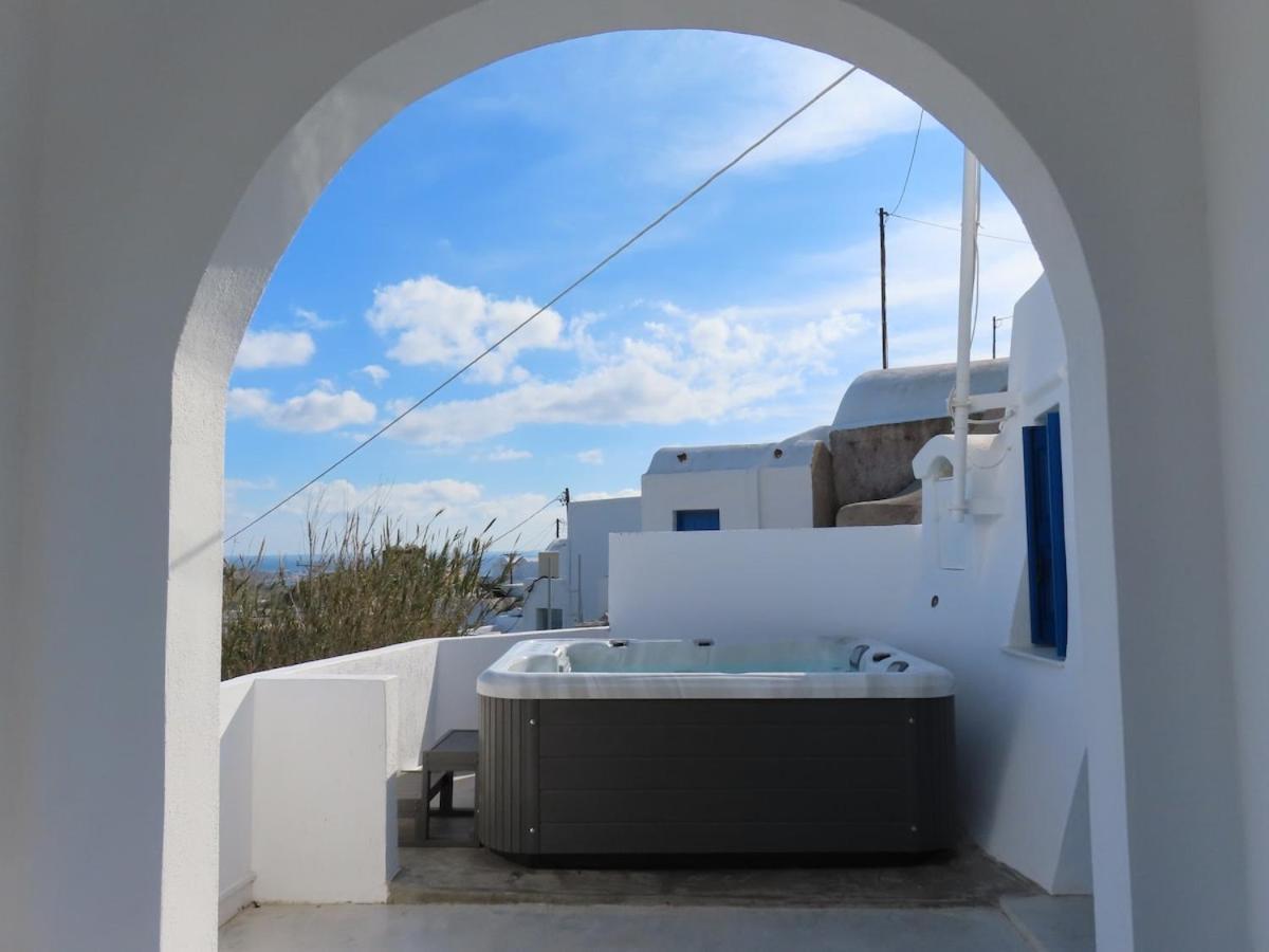 Villa Solasta #1 With Jacuzzi In Santorini Akrotírion Eksteriør billede